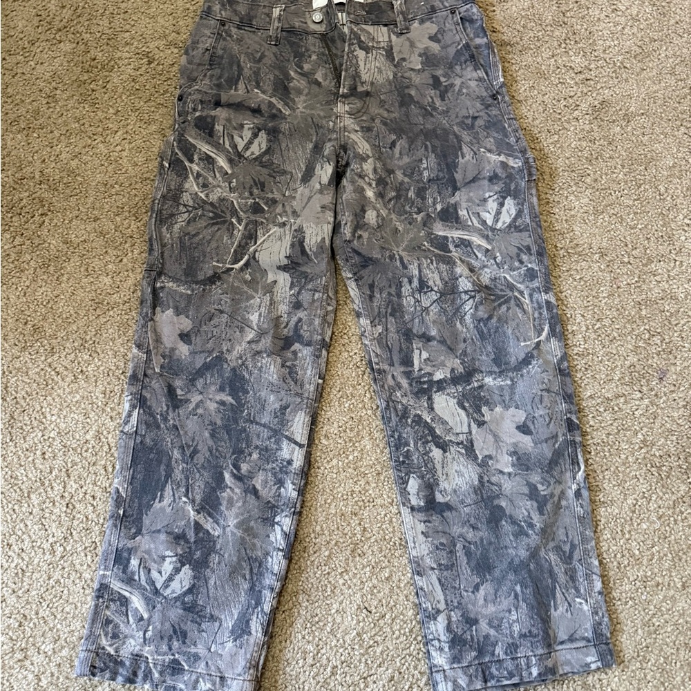 🔥 Hollister Baggy Pants W29 L30 – Camo Leaf Print Statement Style! 🔥